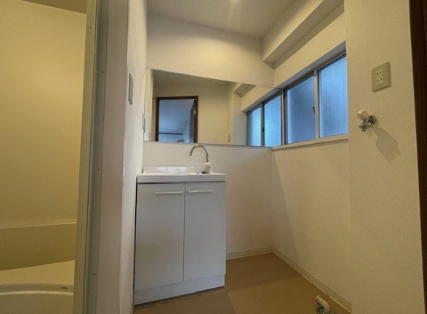 吉田ビルの洗面所