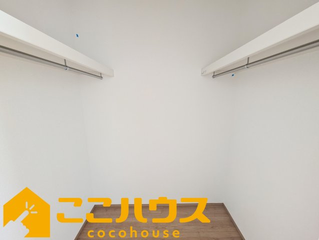 宜野湾市大謝名1丁目　新築戸建て　全2棟　A号棟の収納|大容量のウォークインクローゼット