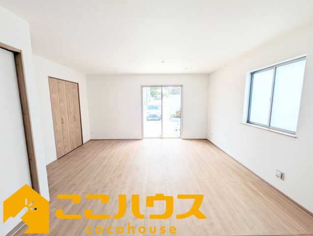宜野湾市大謝名1丁目　新築戸建て　全2棟　A号棟の居間・リビング|LDK16.37帖