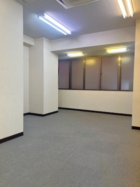 本郷ゼットエスビルの内装