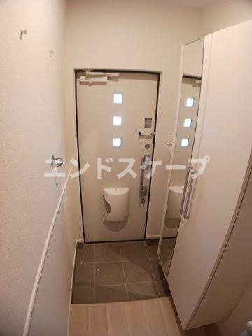 グランシャリオ吉井　参番館の玄関|高崎、前橋のお部屋探しはエンドスケープまで！お客様の理想お聞かせ下さい♪