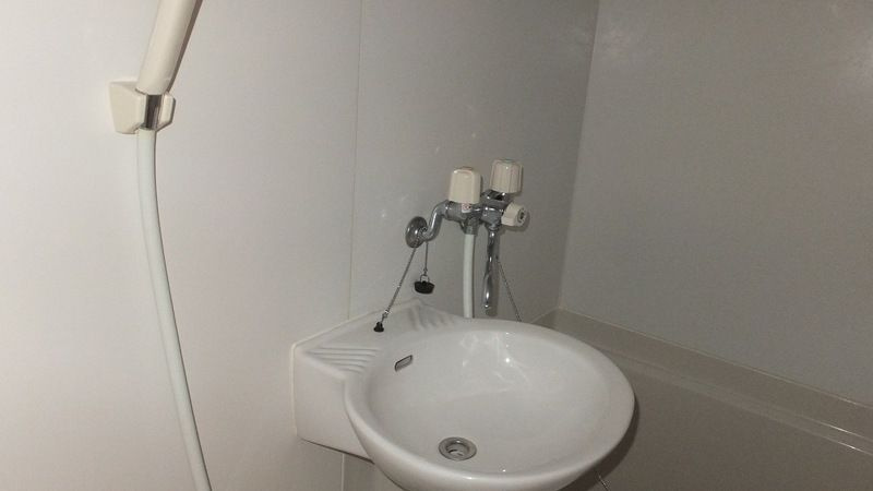 レオパレスオーキッドの洗面所