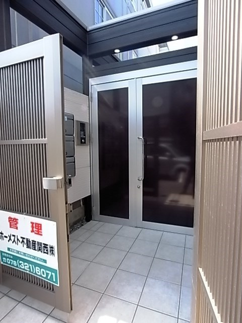 ワコーレヴィアーノ須磨月見山の外観