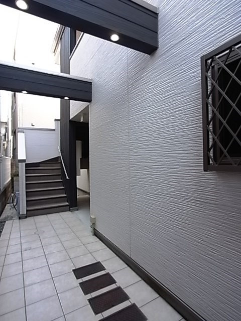 ワコーレヴィアーノ須磨月見山の外観