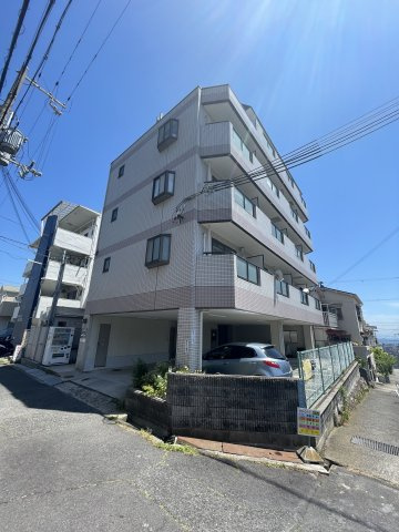アクシス板宿の外観