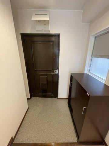 豊縁兵庫ビルの玄関