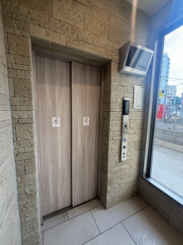 スプランディッド元町山手のロビー