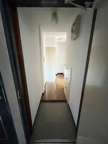 シャンラヴィーヌの玄関