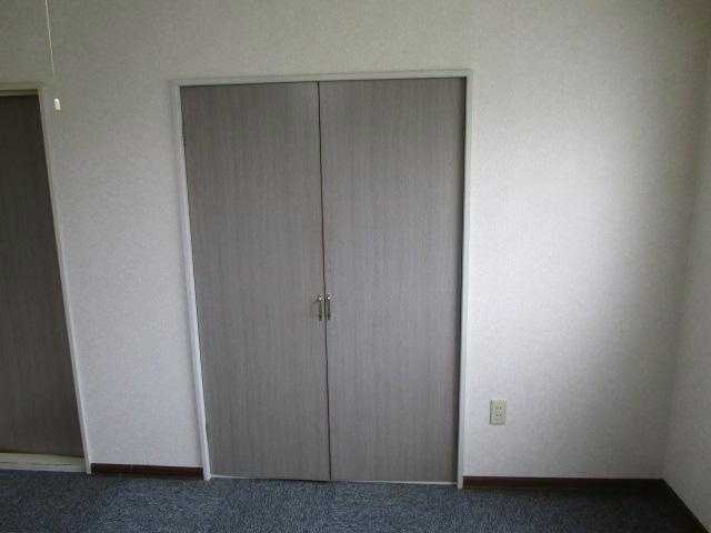グレースタウンCの収納