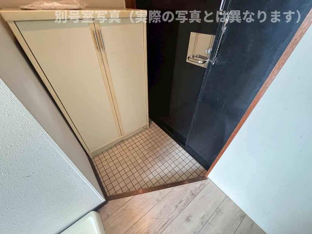 コーポアリオンの玄関