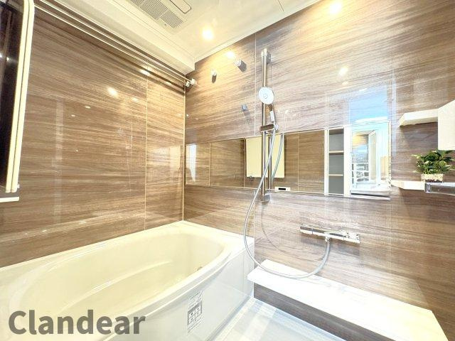 イニシア墨田押上の浴室|ドキドキの新生活も、安心してスタート。ぴったりの住まいを見つけませんか？クランディアが一緒に住まい選びをサポートします‼　まずは、お気軽にお問合せください　＃クランディア