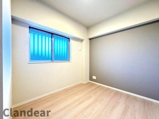 イニシア墨田押上の洋室|ドキドキの新生活も、安心してスタート。ぴったりの住まいを見つけませんか？クランディアが一緒に住まい選びをサポートします‼　まずは、お気軽にお問合せください　＃クランディア