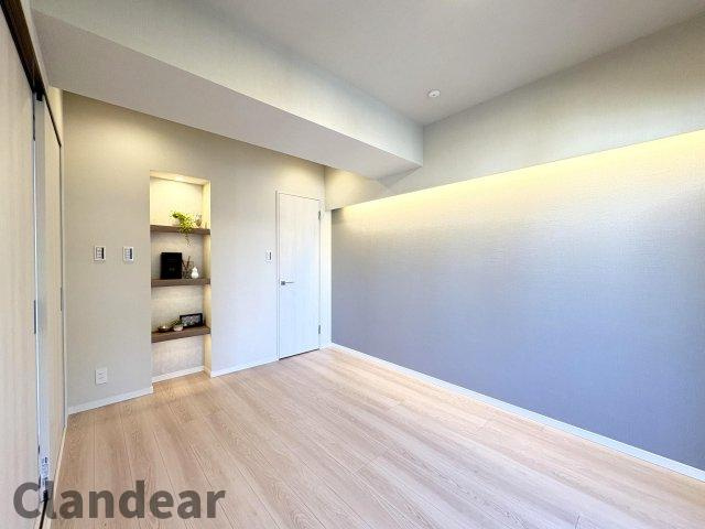 イニシア墨田押上の居間・リビング|ドキドキの新生活も、安心してスタート。ぴったりの住まいを見つけませんか？クランディアが一緒に住まい選びをサポートします‼　まずは、お気軽にお問合せください　＃クランディア