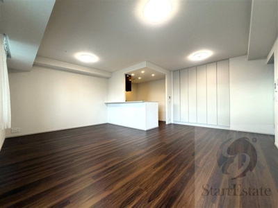 【居間・リビング】 | グランドメゾン新梅田タワー