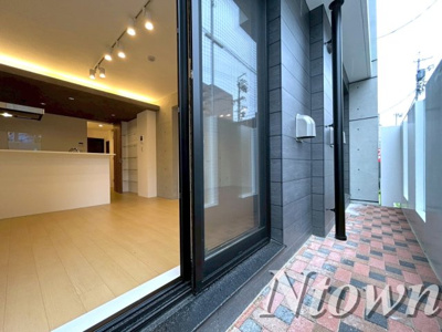 【バルコニー】 | quador noie 池下 | 暖かな日差しのふりそそぐバルコニー