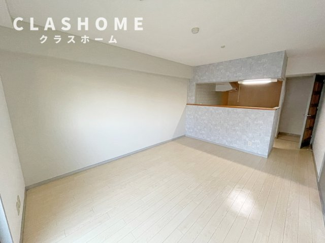 オーエムビル　　　刈谷市近郊の賃貸はクラスホームの居間・リビング|同物件の別部屋になります。