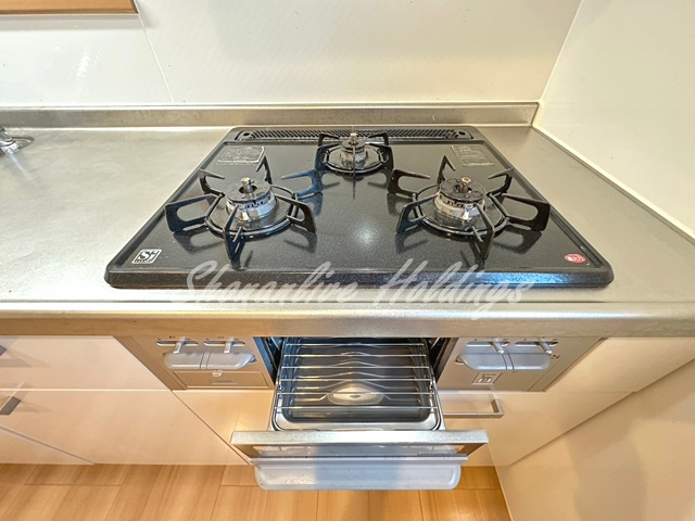 大和市福田のアパートのキッチン