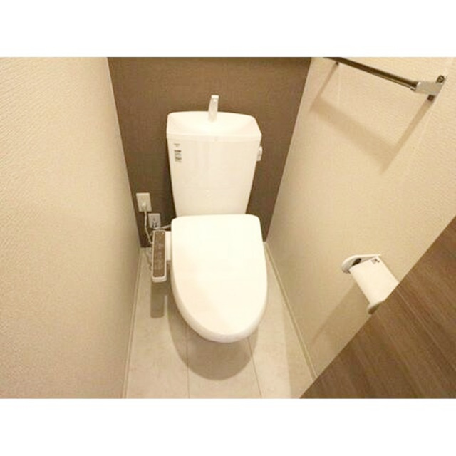 大和市福田のアパートのトイレ