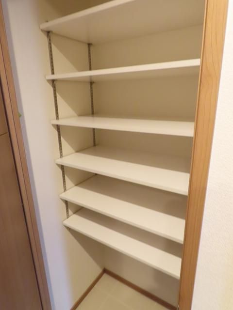 グランカーサ文京千石の収納