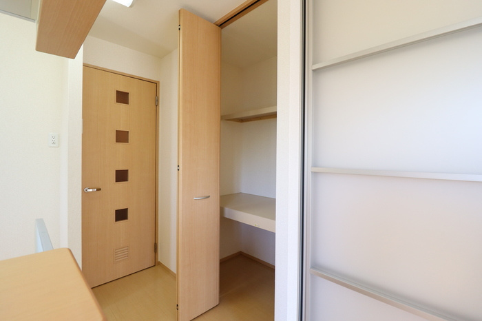 ヴェルドミールＣの収納