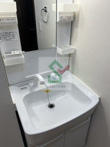 ニューウエストの独立洗面台