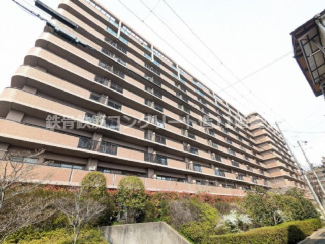 グランフィーネ枚方長尾の構造・工法・仕様|鉄骨鉄筋コンクリート造11階建て
■物件内覧・資金計画相談・住宅ローン相談、リフォーム相談、お問合せ受付中■
※当日・翌日のご内覧、ご相談はお電話でのお問合せがスムーズです！