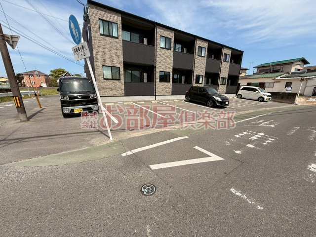 Brave Base合川の駐車場|駐車場があります