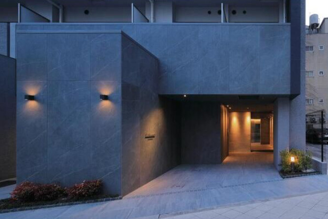 大阪市北区万歳町の店舗事務所の外観