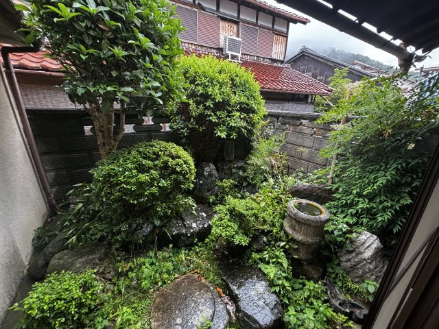 【庭】の画像