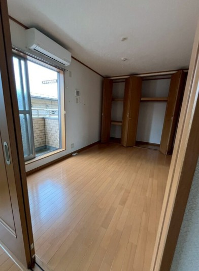 ドエルサンコートⅡの居間・リビング