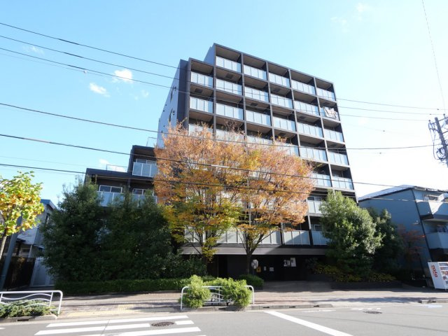 Feeth水天宮前の外観