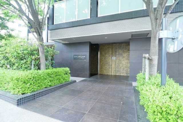 Feeth水天宮前の外観