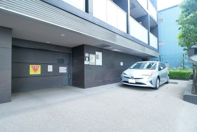 Feeth水天宮前の外観