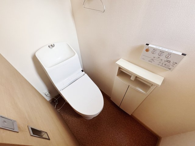 大須コート（戸建て）のトイレ