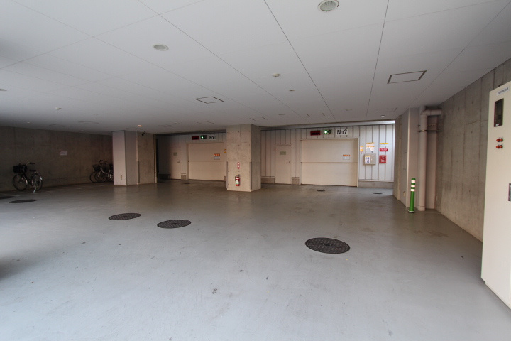 プラウドフラット鶴見Ⅰの駐車場|※参考写真