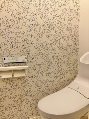 篠原西町戸建のトイレ