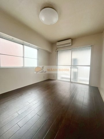 杉並区荻窪４丁目の賃貸マンションの居間・リビング