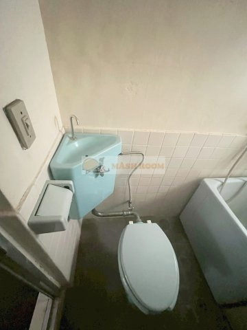 杉並区荻窪４丁目の賃貸マンションのトイレ