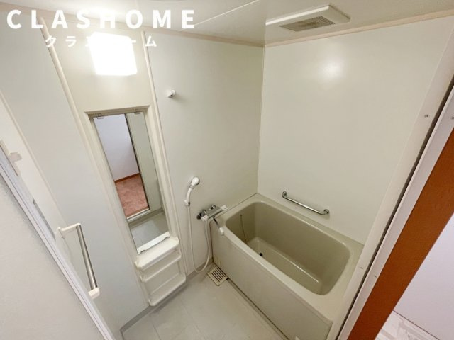 キャトル・セゾン　　刈谷市近郊の賃貸はクラスホーム刈谷店の浴室|同物件の別部屋になります。