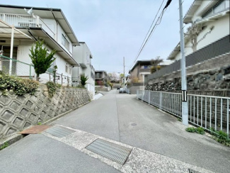 【前面道路含む現地写真】 | 高槻市東城山町　売土地