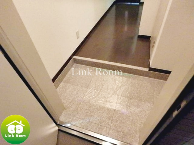 ヴェルト日本橋シティの玄関