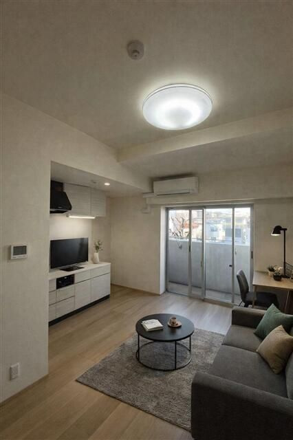 Ｂ　ＣＩＴＹ　ＡＰＡＲＴＭＥＮＴ　ＳＨＩＮＪＵＫＵ　ＮＷの居間・リビング