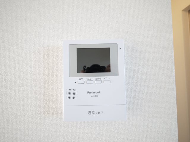 ラ・ピーヌ福島のセキュリティ|※写真は別の部屋のものです。