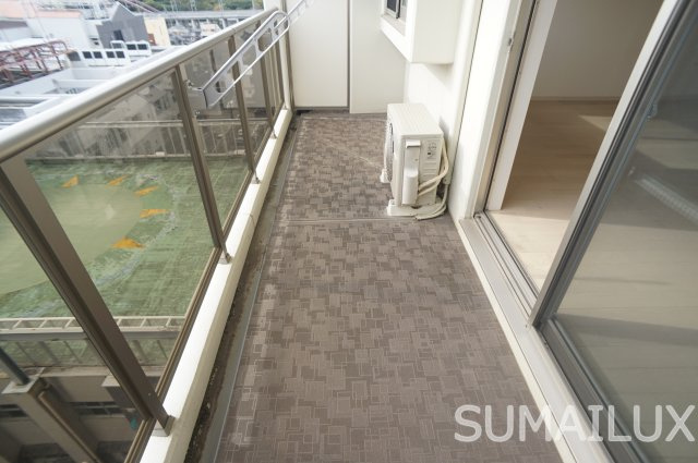 熊本市中央区魚屋町３丁目の賃貸マンションのバルコニー