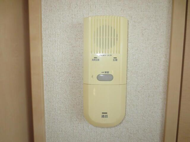 明大前クリオンの設備|オートロック付きインターホン 