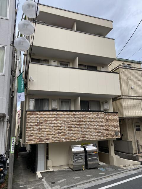 明大前クリオンの外観|防犯カメラ付きの物件です 