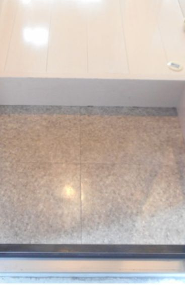 stage南阿佐ヶ谷の玄関|おしゃれなホワイト仕様です。(同一仕様写真）