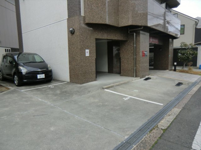 【駐車場】 | プルミエール天王寺
