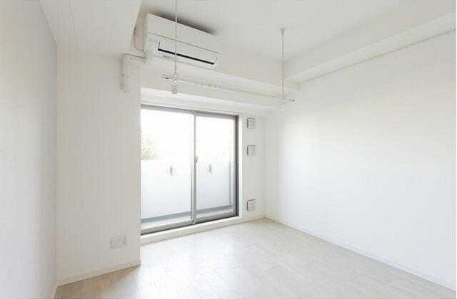 プリームス青柳の居間・リビング