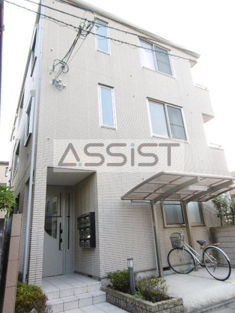 メゾンドマリの外観